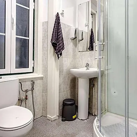 Seven Hills (adults Only) אכסניה ליסבון