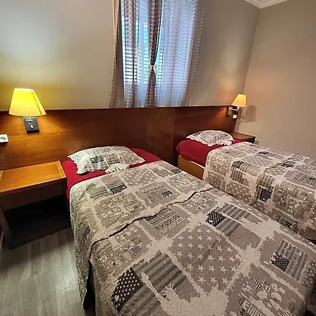 Seven Hills Hostel