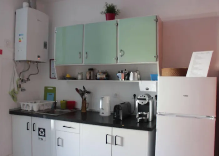 Seven Hills (adults Only) بيت شباب *