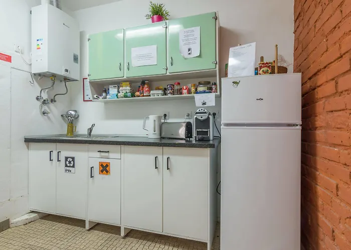 Seven Hills (adults Only)