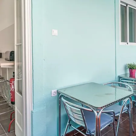 Seven Hills (adults Only) Hostel