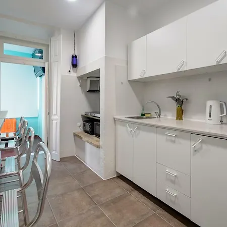 Hostel Seven Hills (adults Only)